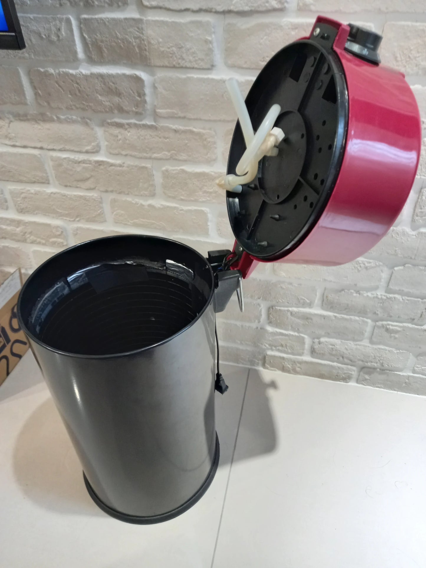 ( B款 ) 餐飲用智能安心桶